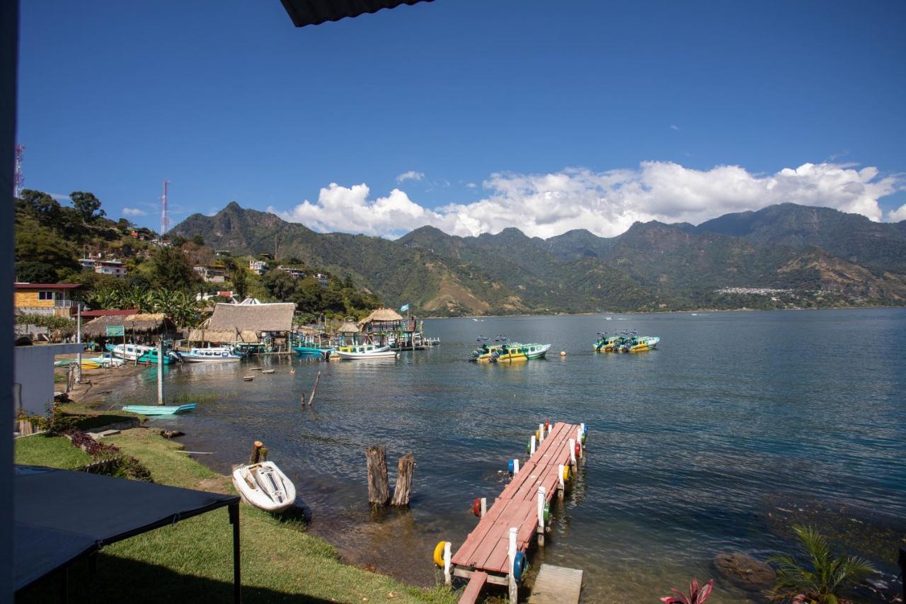 Y Rest. Cristalinas * San Pedro La Laguna